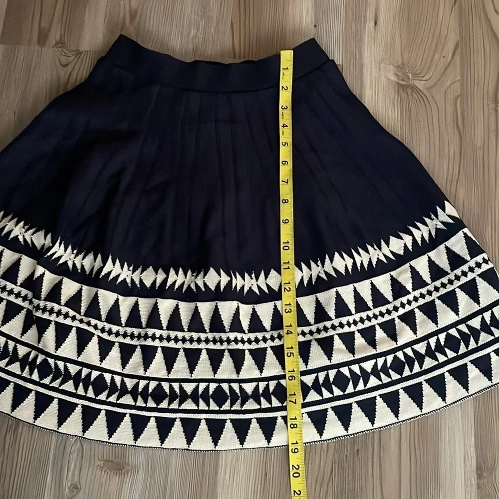 Francesca’s AINA BE A-line Knit Mini Skirt Navy Cream Geometric Print NWT Size S